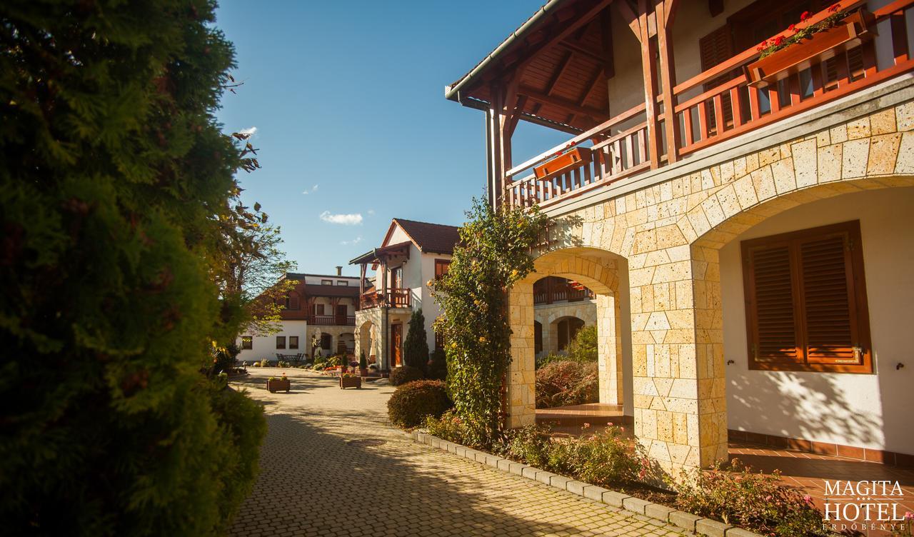 Magita Hotel Basko Экстерьер фото