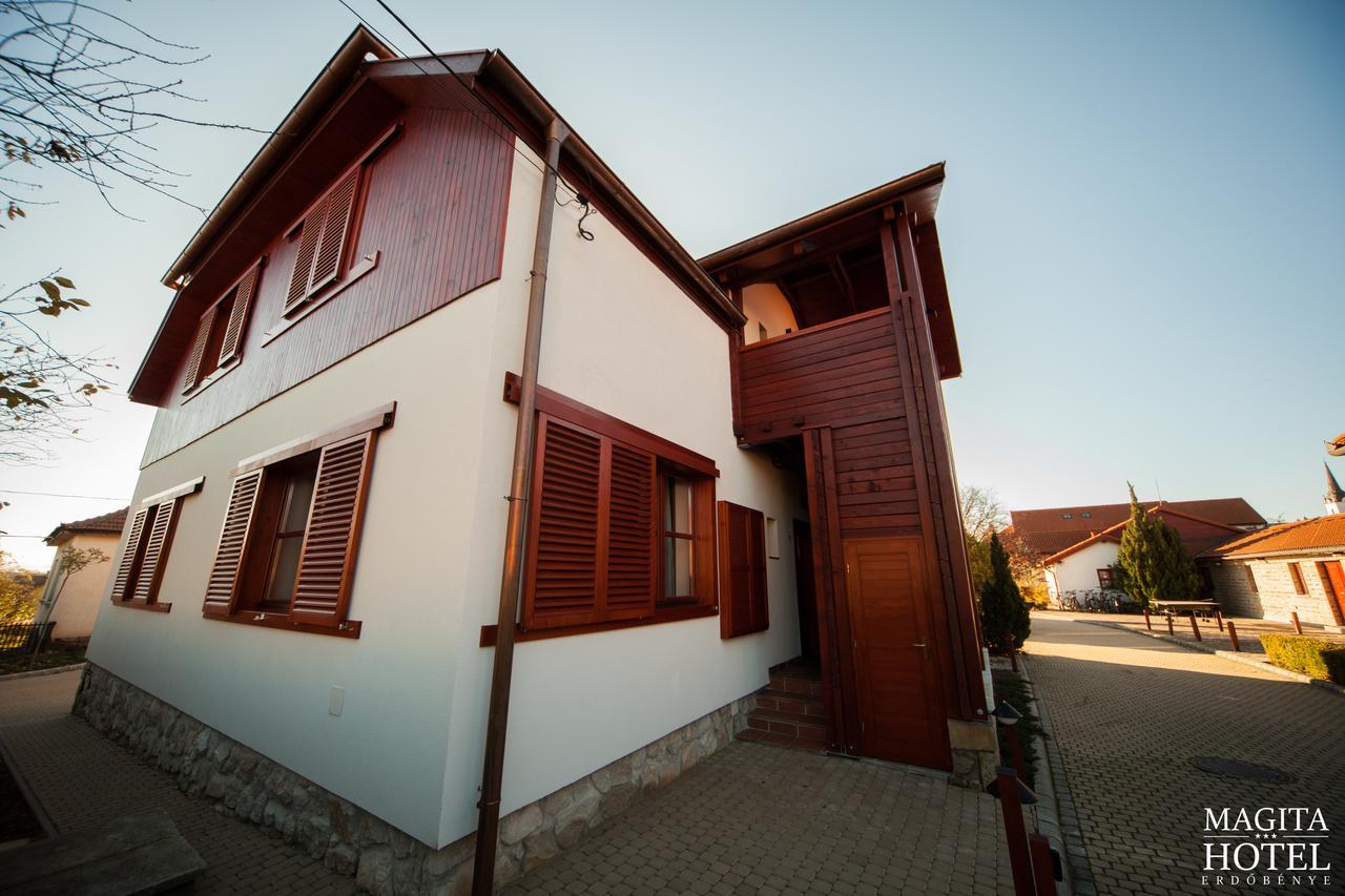 Magita Hotel Basko Экстерьер фото