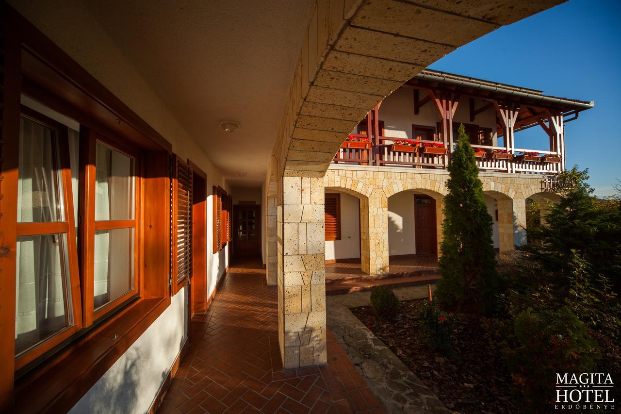 Magita Hotel Basko Экстерьер фото