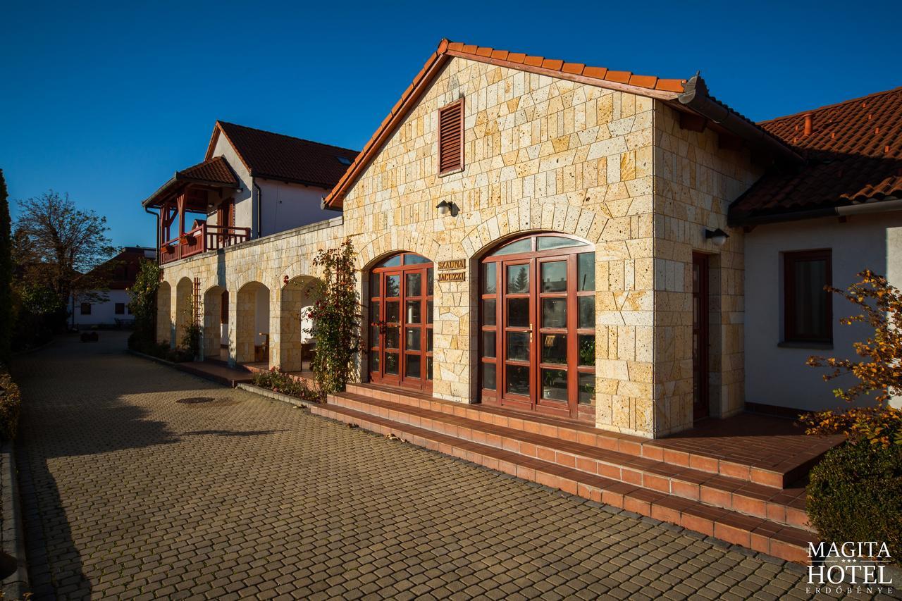 Magita Hotel Basko Экстерьер фото