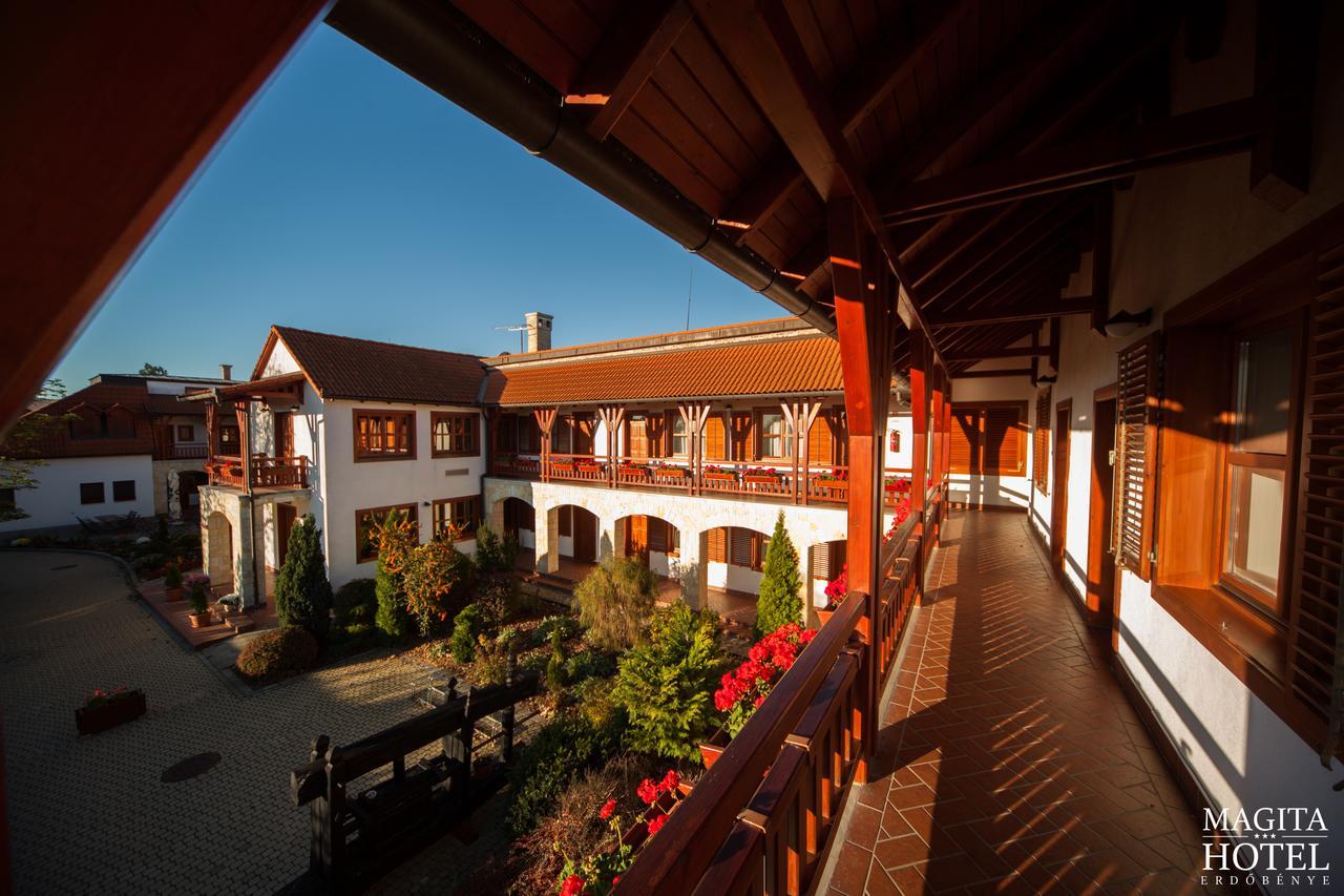 Magita Hotel Basko Экстерьер фото
