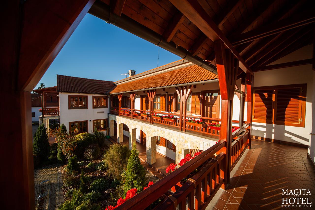 Magita Hotel Basko Экстерьер фото